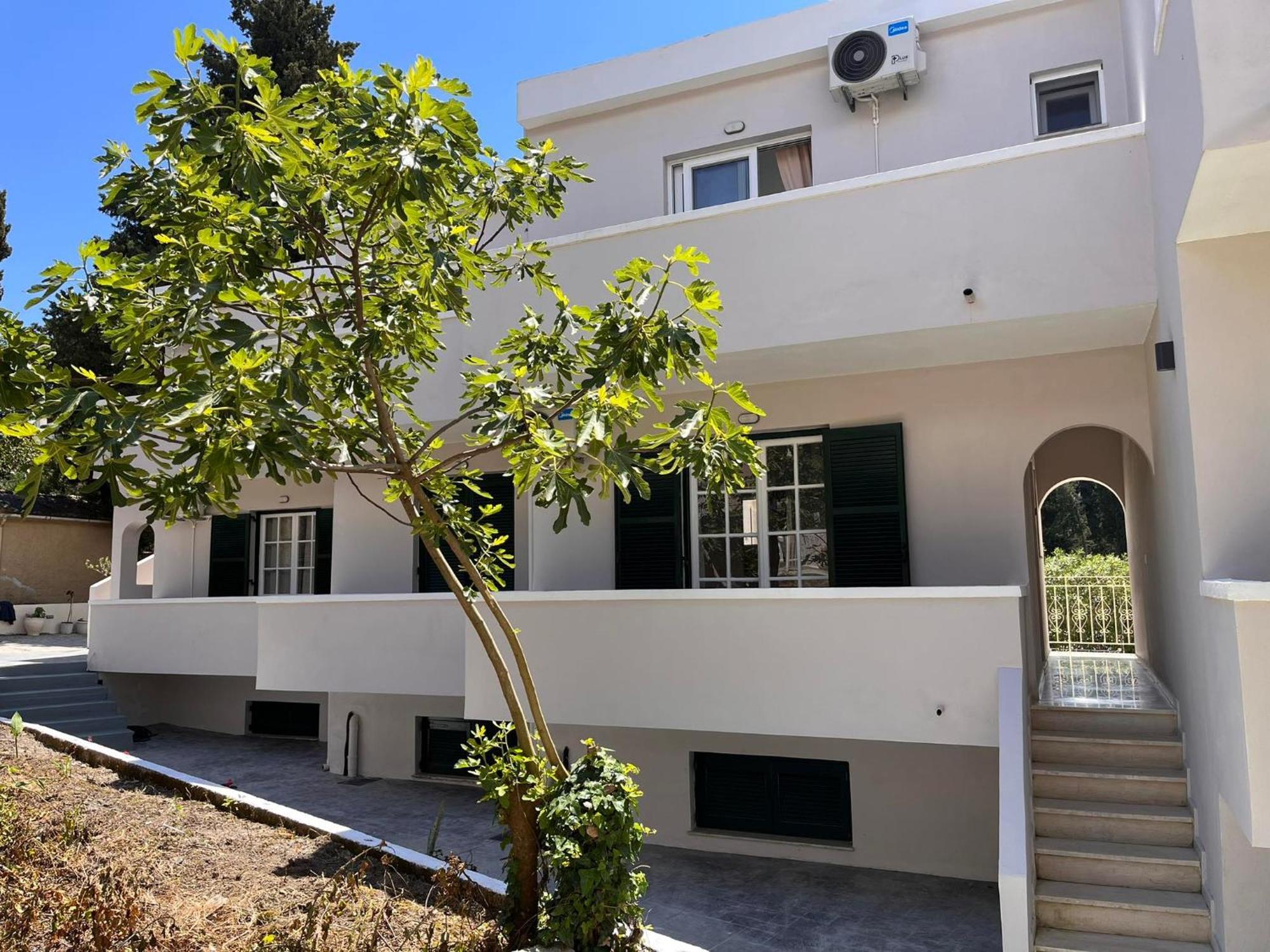 Nisea Apartments Ipsos Luaran gambar